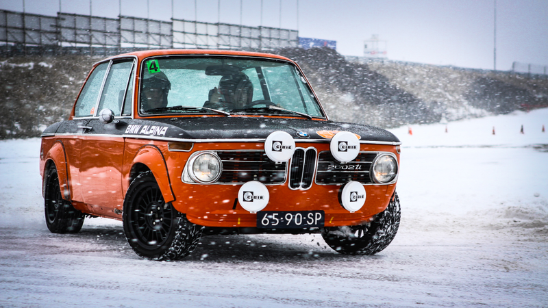 Illustration for article titled Oppo-poll: What rallylights does my BMW 2002 really need?